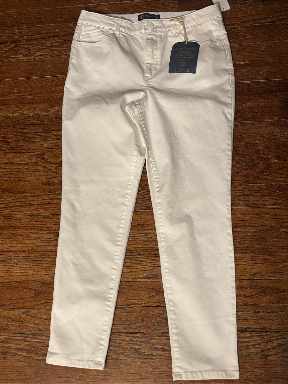 Democracy White Women's Skinny Jeans Size 12 NWT